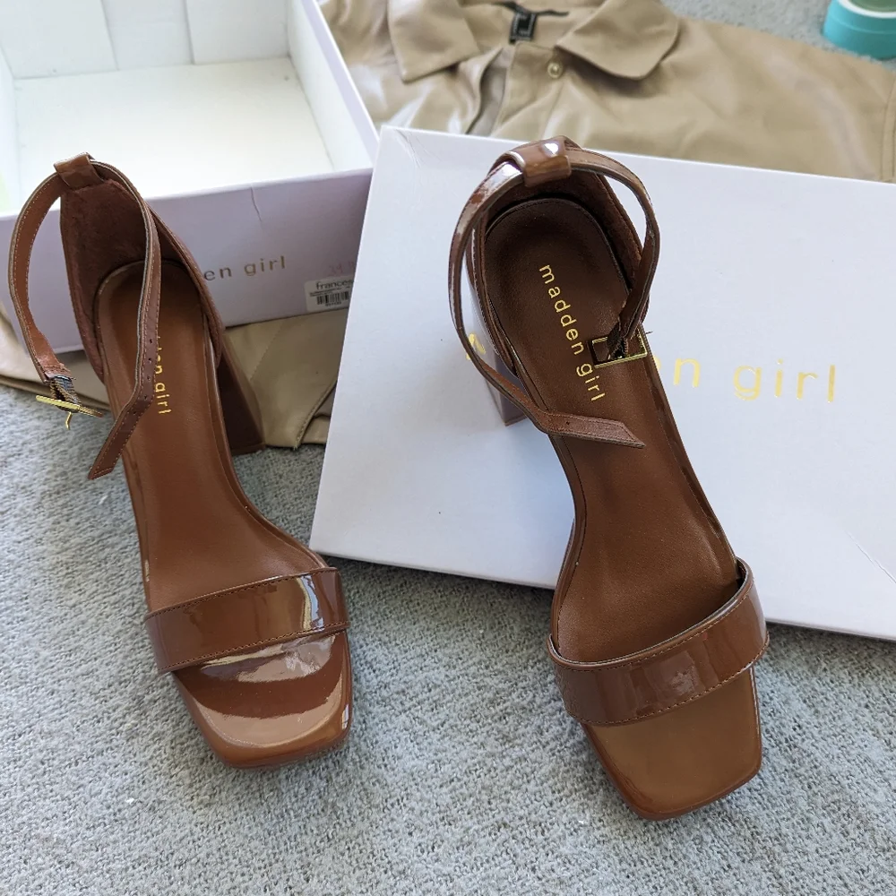 Madden Girl Francesca's Collections Brown Patent Block Heel Sandals